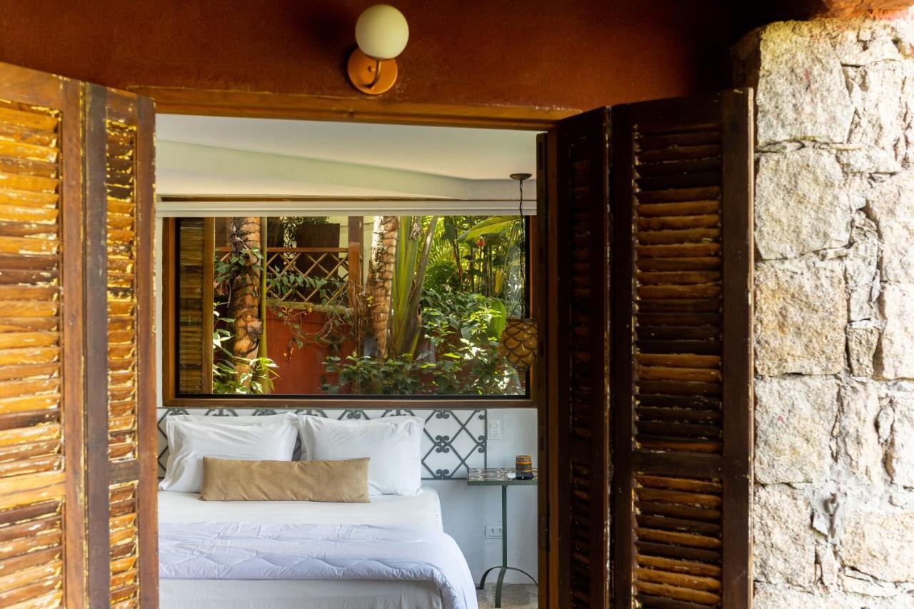 Feiticeira Guesthouse Ilhabela Exteriör bild
