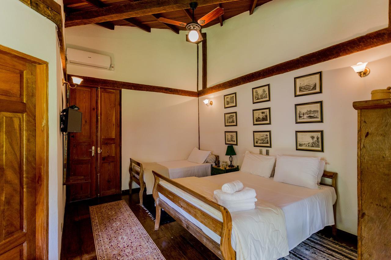 Feiticeira Guesthouse Ilhabela Exteriör bild